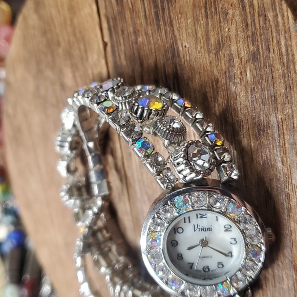 B3210 Vintage Vivani Watch Aurora borealis rhinestone AB Stretch Bracelet - Picture 3 of 4